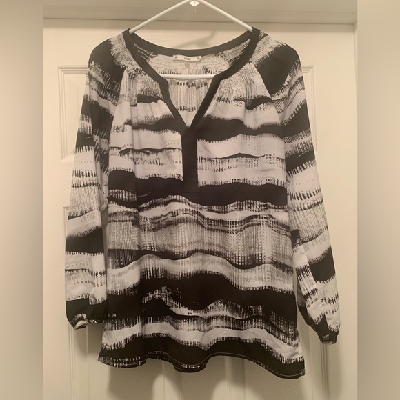 Sioni women’s blouse-worn a few times. Size S - Picture 2 of 2